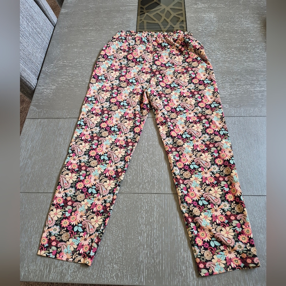 SHEIN Black Floral & Paisley Print Ankle Pants with Pink and Mint Accents